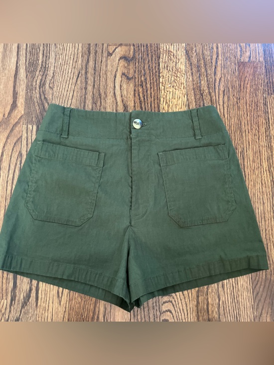 Anthropologie Pants - Anthropologie Maeve Classic Olive Green High-Rise Shorts - size 30